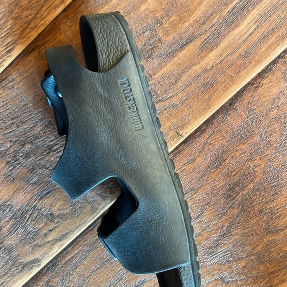 Birkenstock Sandals - Size 32 - Picture 7 of 9
